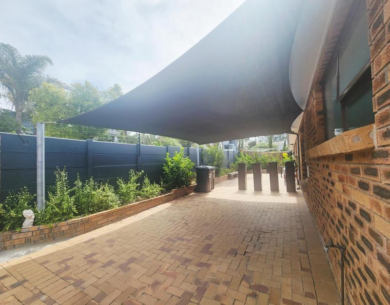 To Let 1 Bedroom Property for Rent in Vierlanden Western Cape